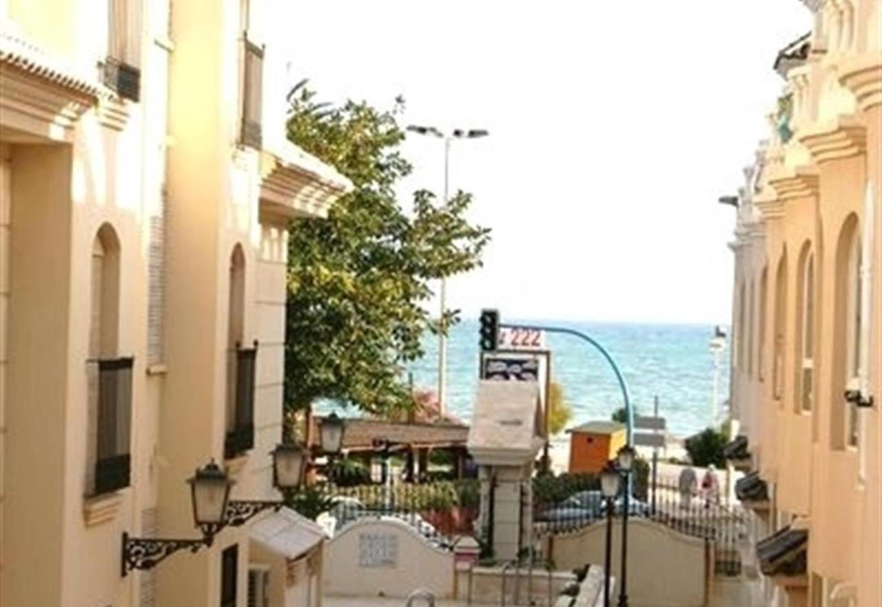 Duquesa Beach Torrevieja Bagian luar foto
